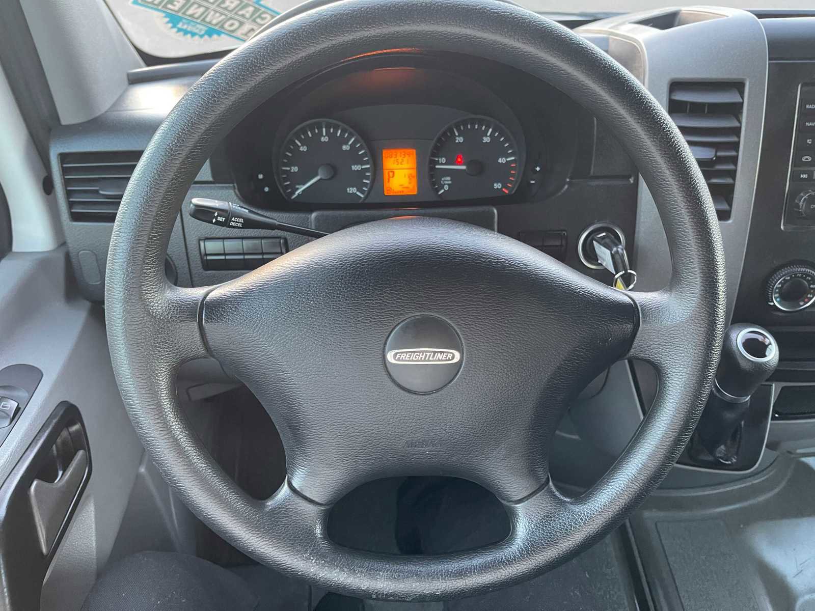 Used 2015 Freightliner Sprinter 2500 image 22