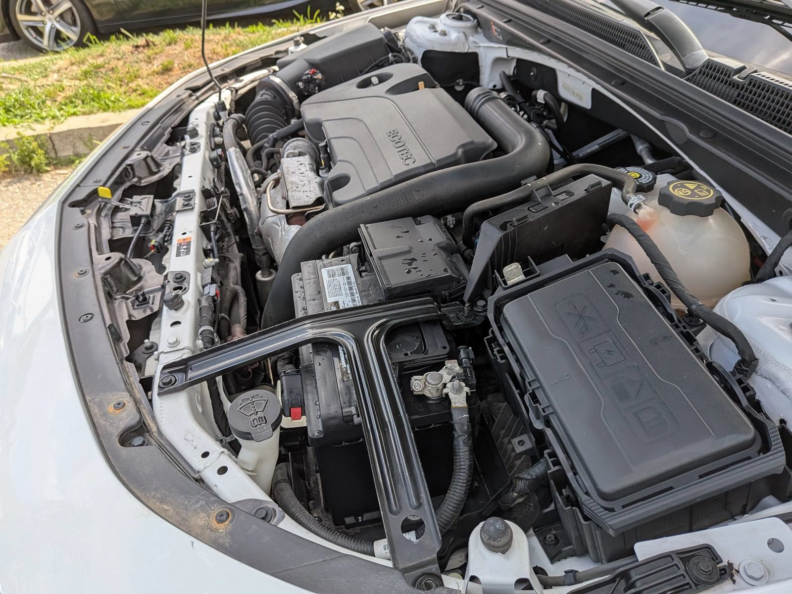 Used 2021 Chevrolet Malibu LT FWD image 19
