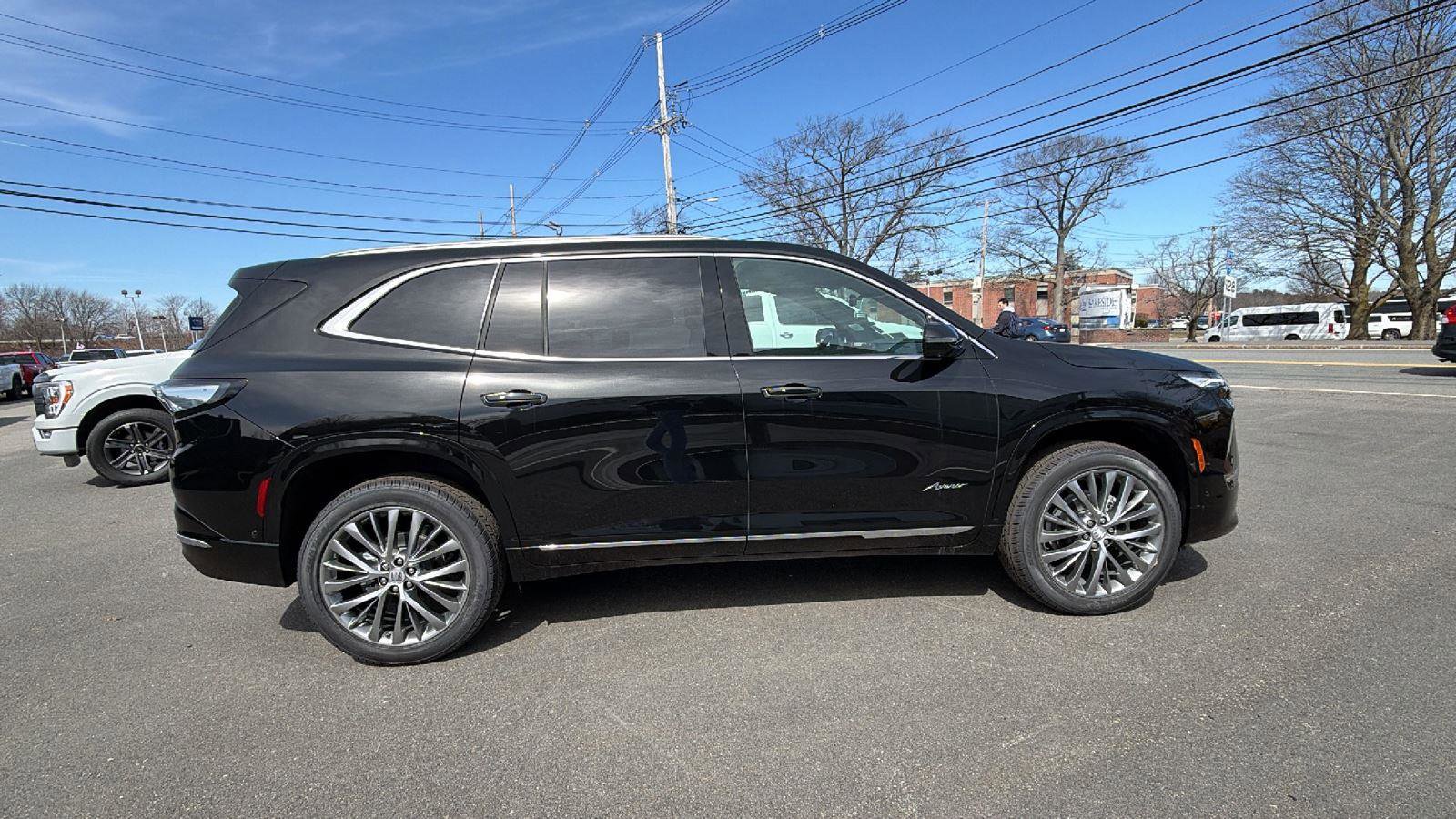 New 2026 Buick Enclave Avenir w/ Super Cruise Package image 8