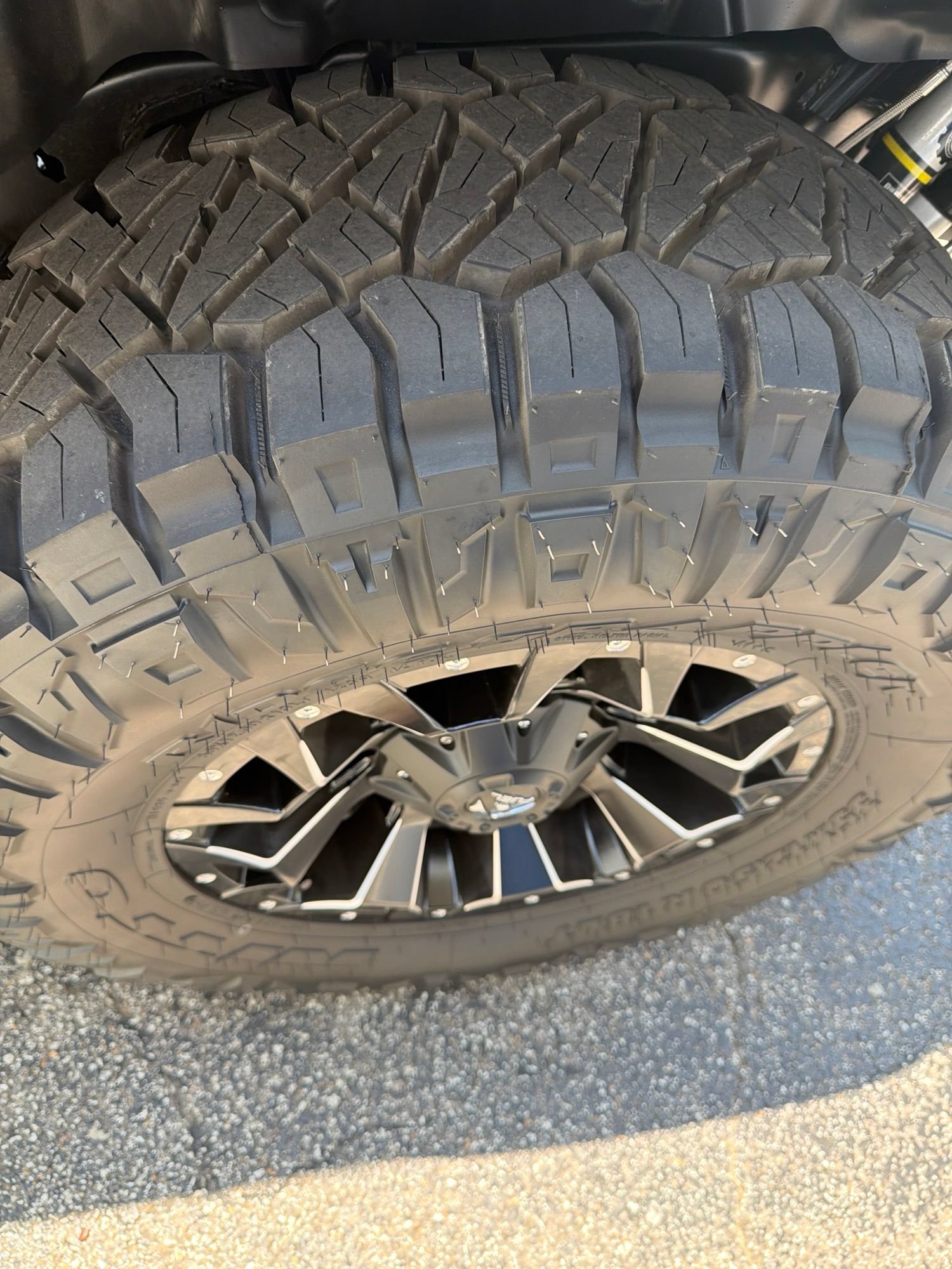 Used 2026 Jeep Wrangler Unlimited Sahara AWD/4WD image 10