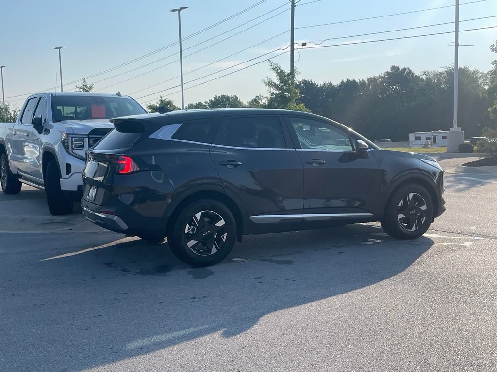 New 2026 Kia Sportage LX w/ LX Convenience Package FWD image 8