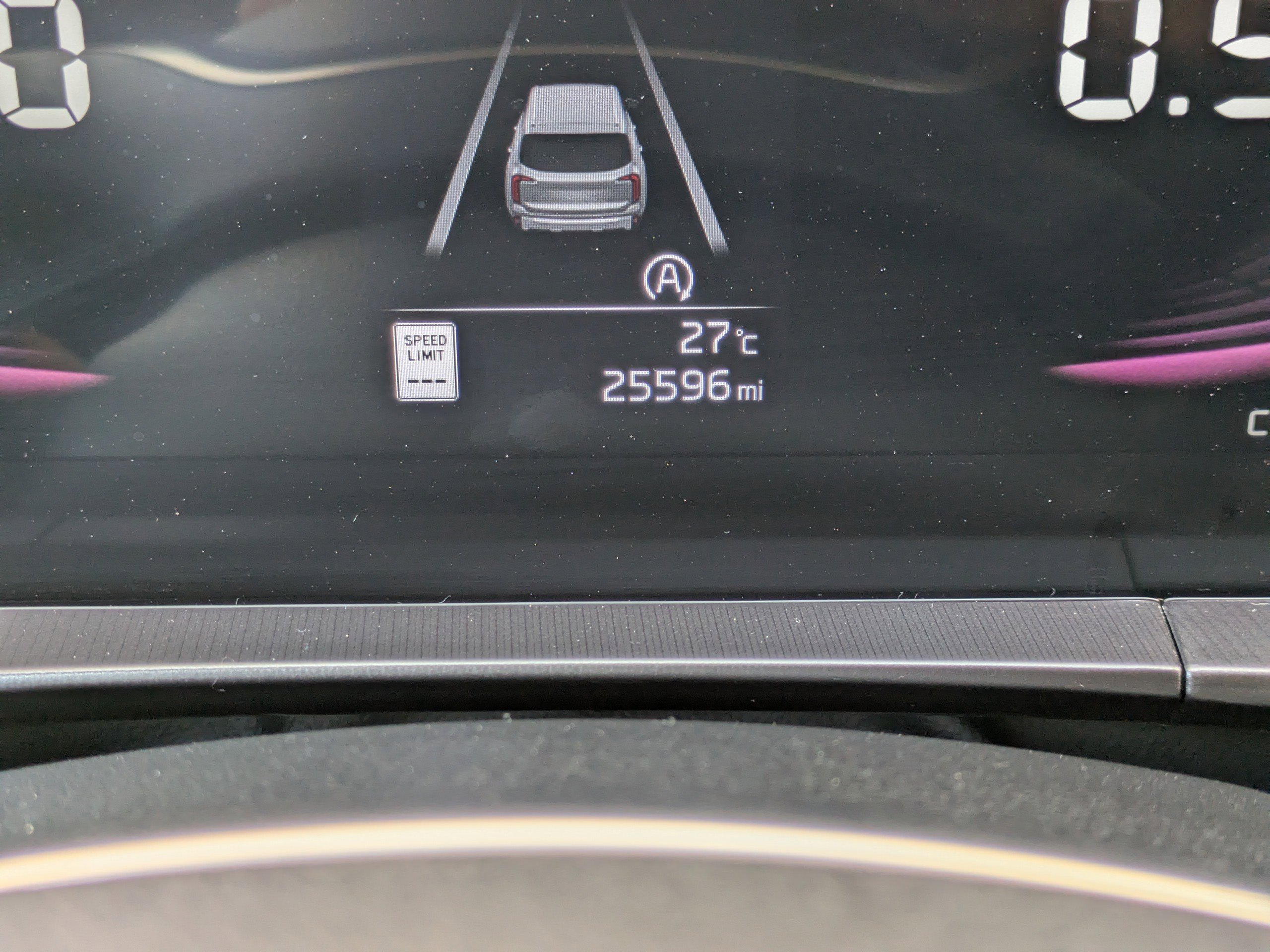 Used 2023 Kia Telluride S image 26