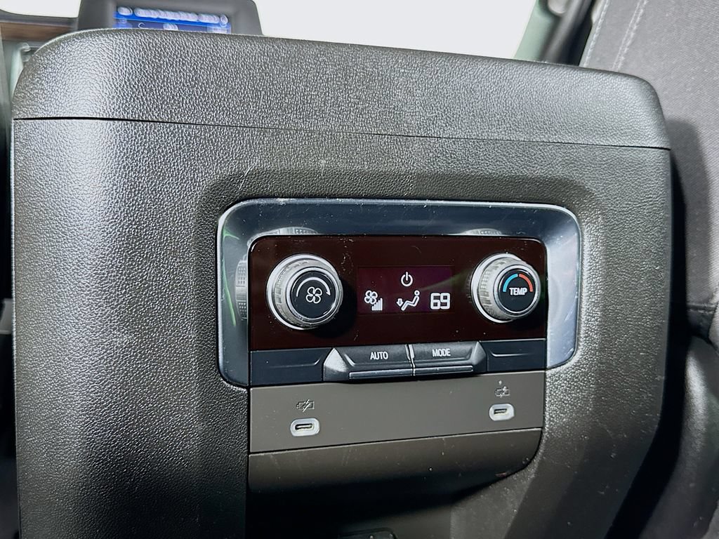 Used 2023 Chevrolet Tahoe LS AWD/4WD image 12