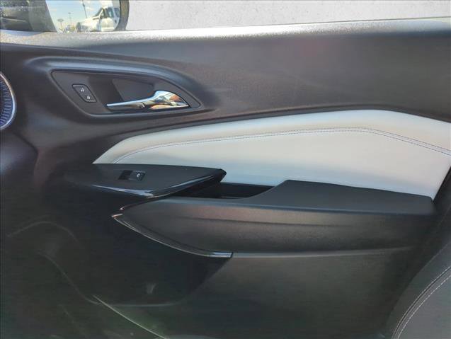 Used 2024 Chevrolet Trax LT image 25