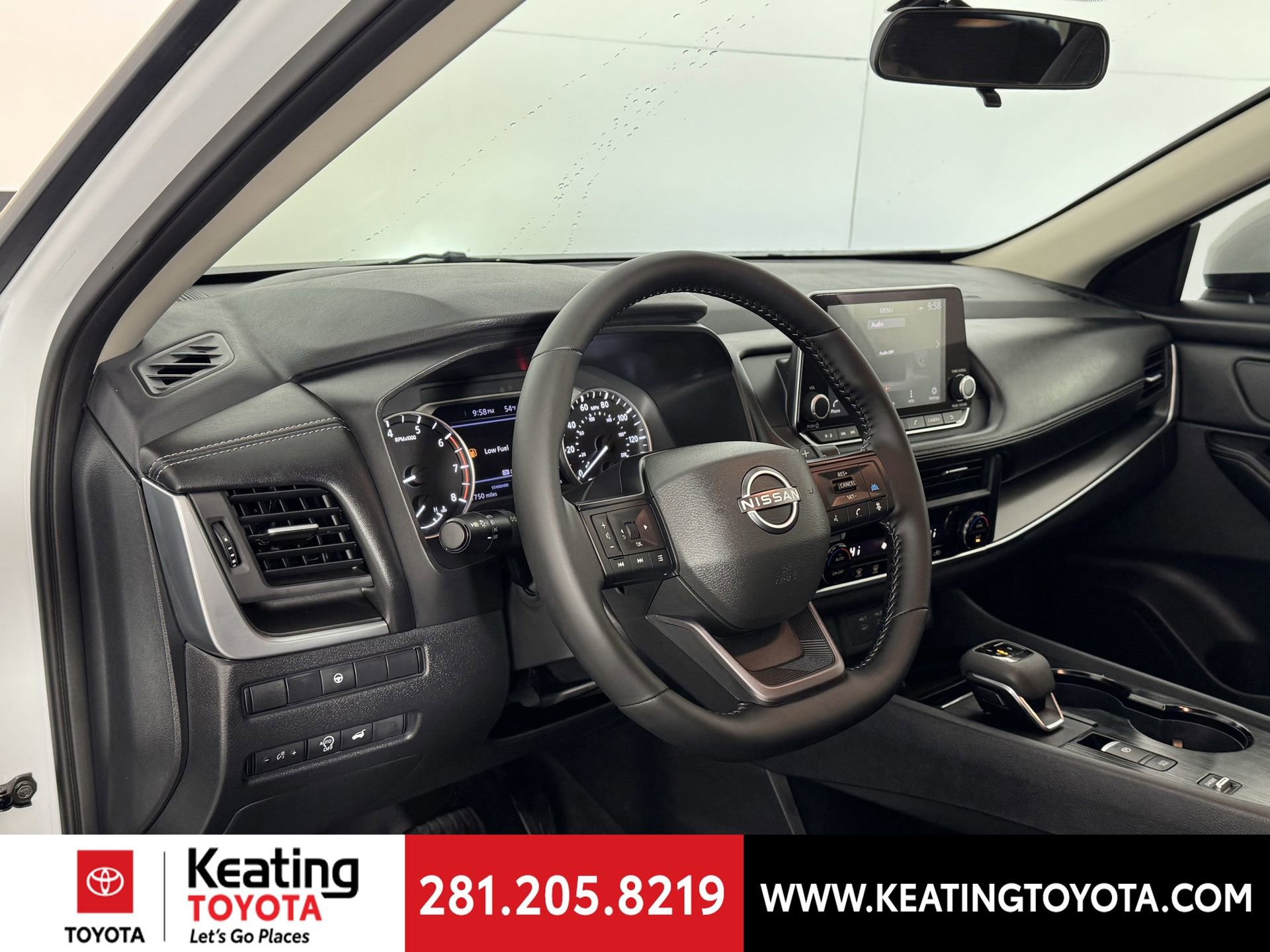 Used 2026 Nissan Rogue SV image 13