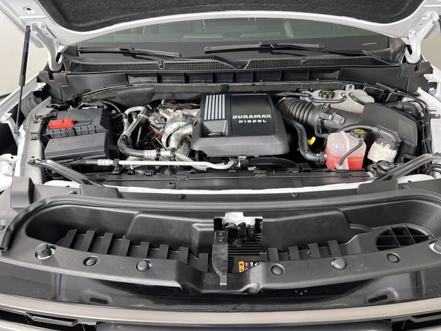 Used 2025 GMC Yukon AT4 Ultimate AWD/4WD image 31