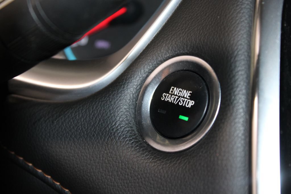 Used 2021 Chevrolet Traverse LT AWD/4WD image 38