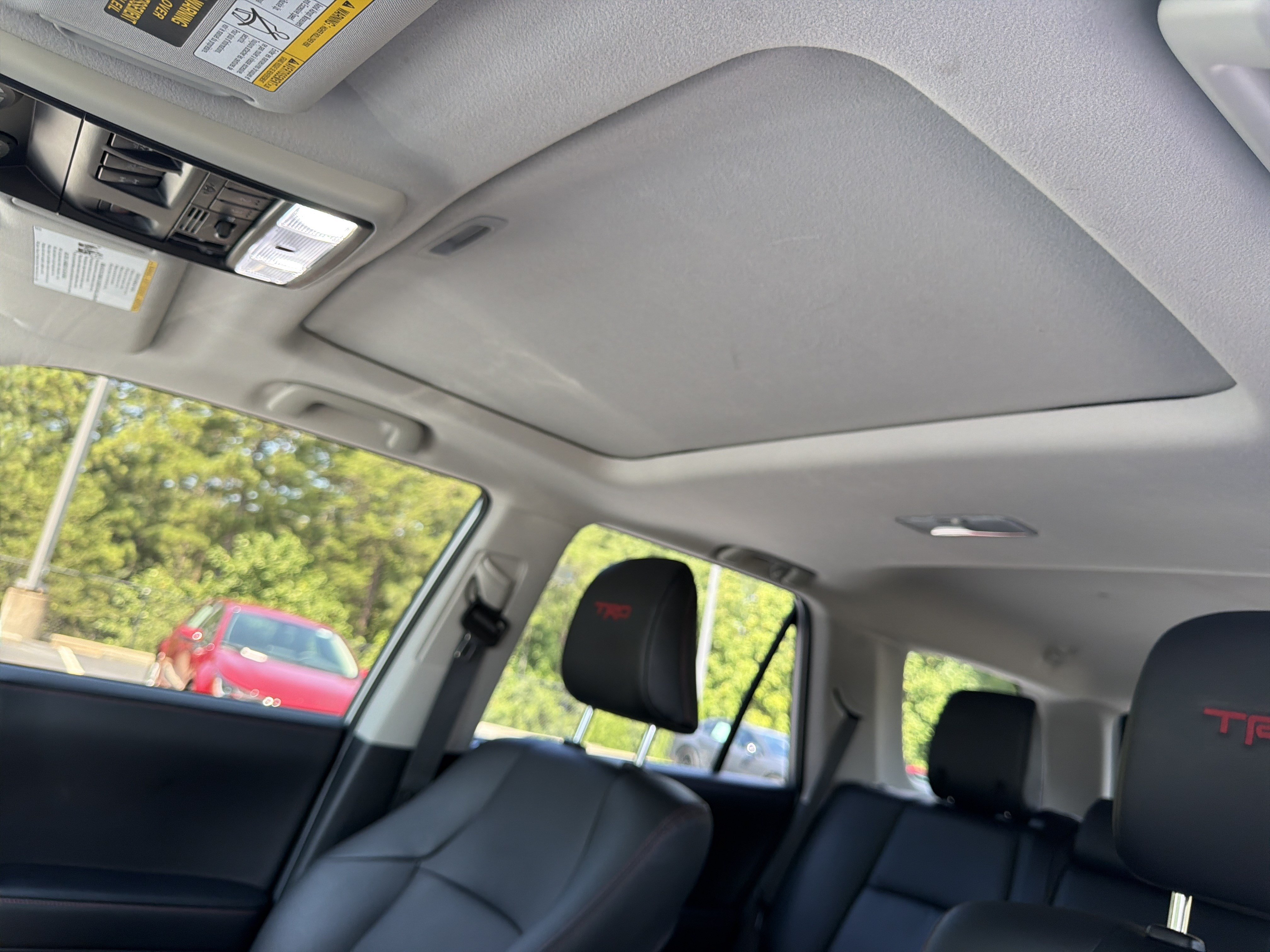 Used 2023 Toyota 4Runner TRD Off-Road Premium w/ Moonroof Package AWD/4WD image 31