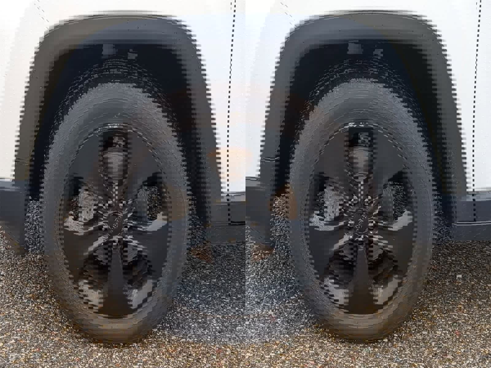 Certified 2018 Jeep Compass Latitude w/ Popular Equipment Group image 14