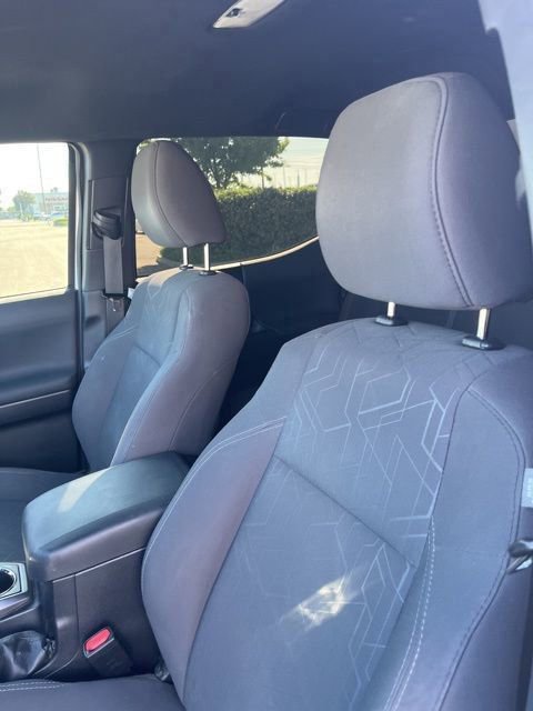 Used 2018 Toyota Tacoma TRD Off-Road w/ Technology Package image 11