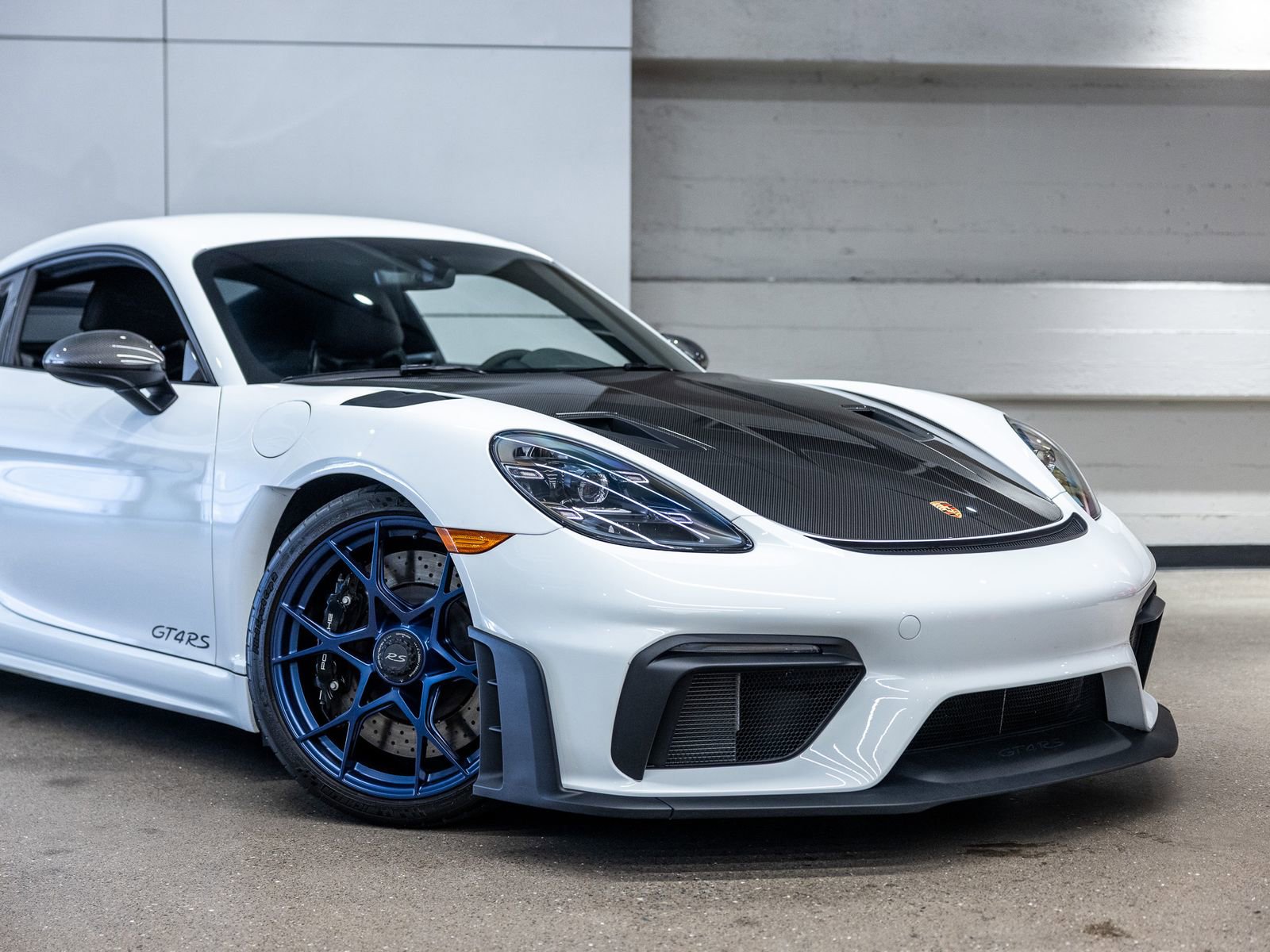 Certified 2025 Porsche 718 Cayman GT4 RS RWD image 16