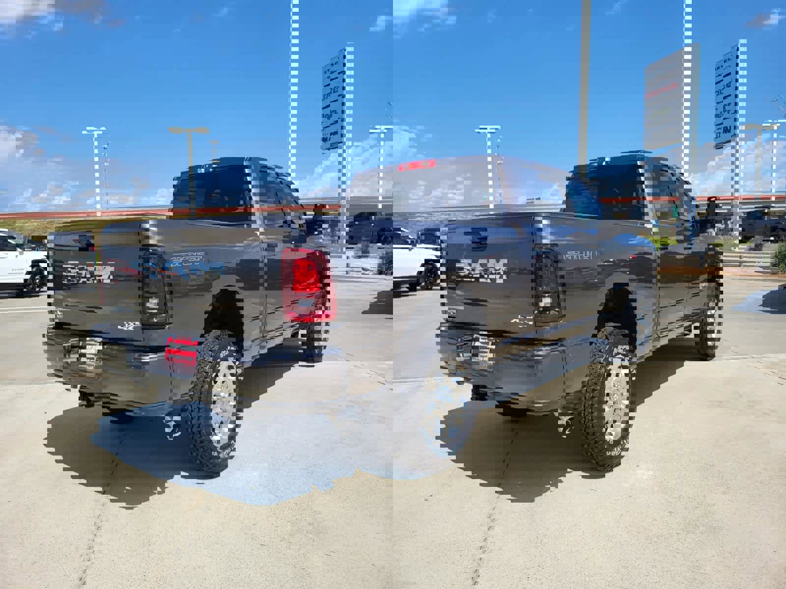 New 2025 RAM 3500 Lone Star image 5