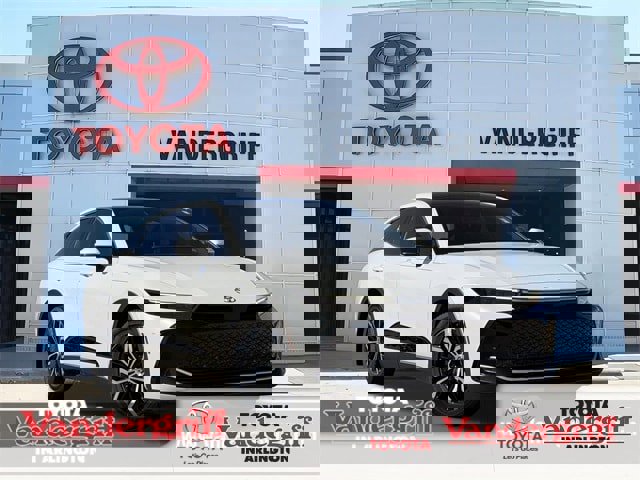 Used 2023 Toyota Crown Limited