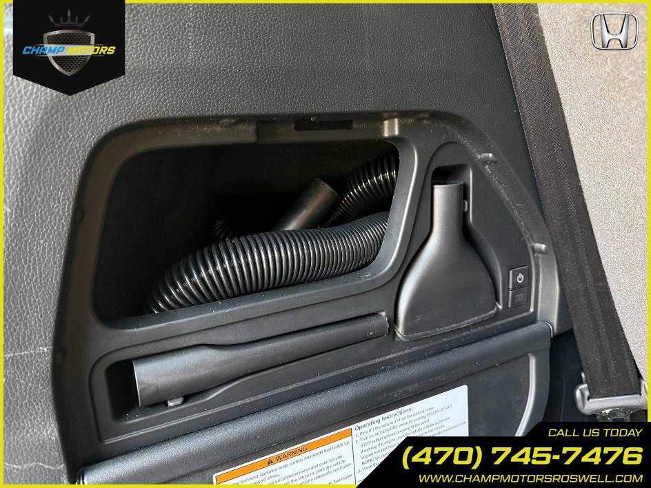 Used 2018 Honda Odyssey Touring image 14