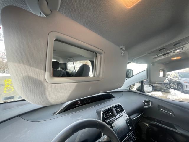 Used 2022 Toyota Prius Prime LE image 31