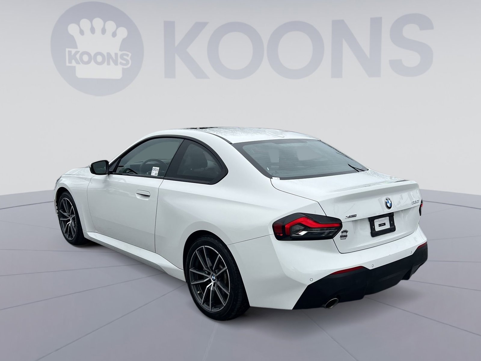 Used 2023 BMW 230i xDrive 230i xDrive w/ Convenience Package image 4