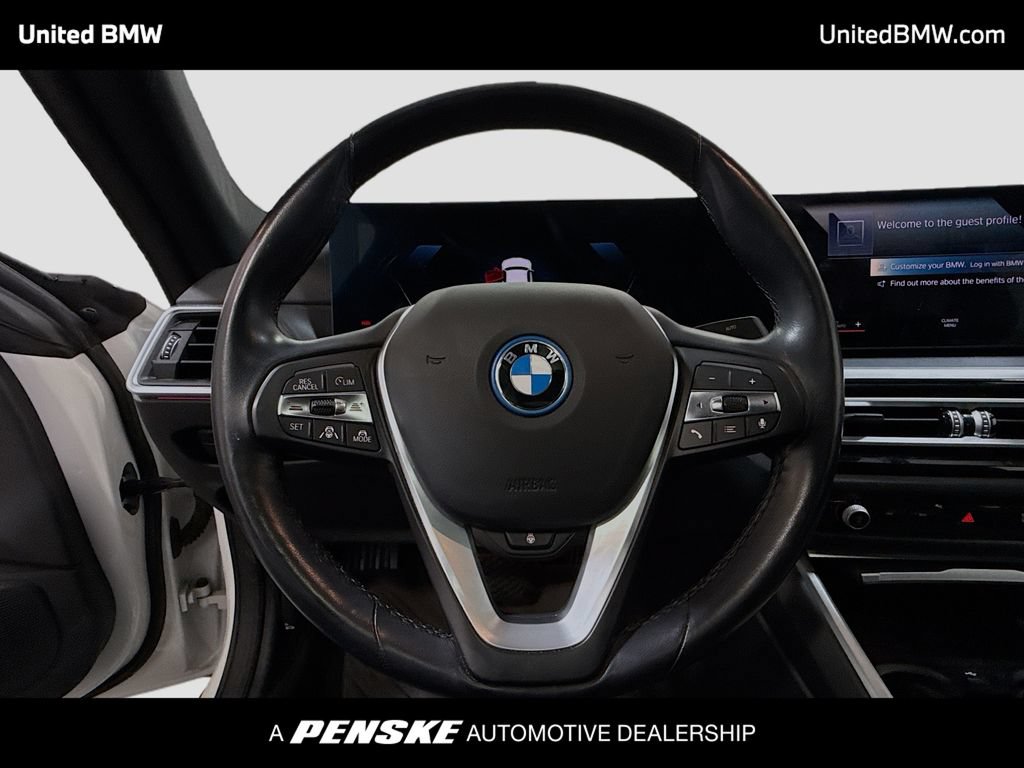 Used 2023 BMW i4 eDrive40 RWD image 6