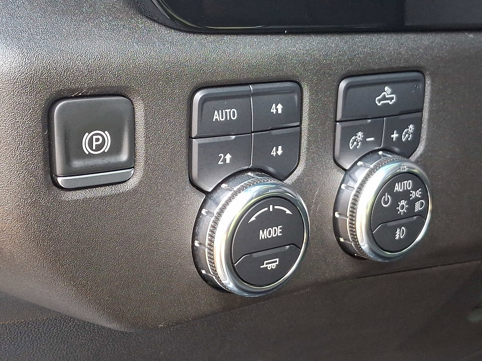 Certified 2025 GMC Sierra 1500 Elevation image 27