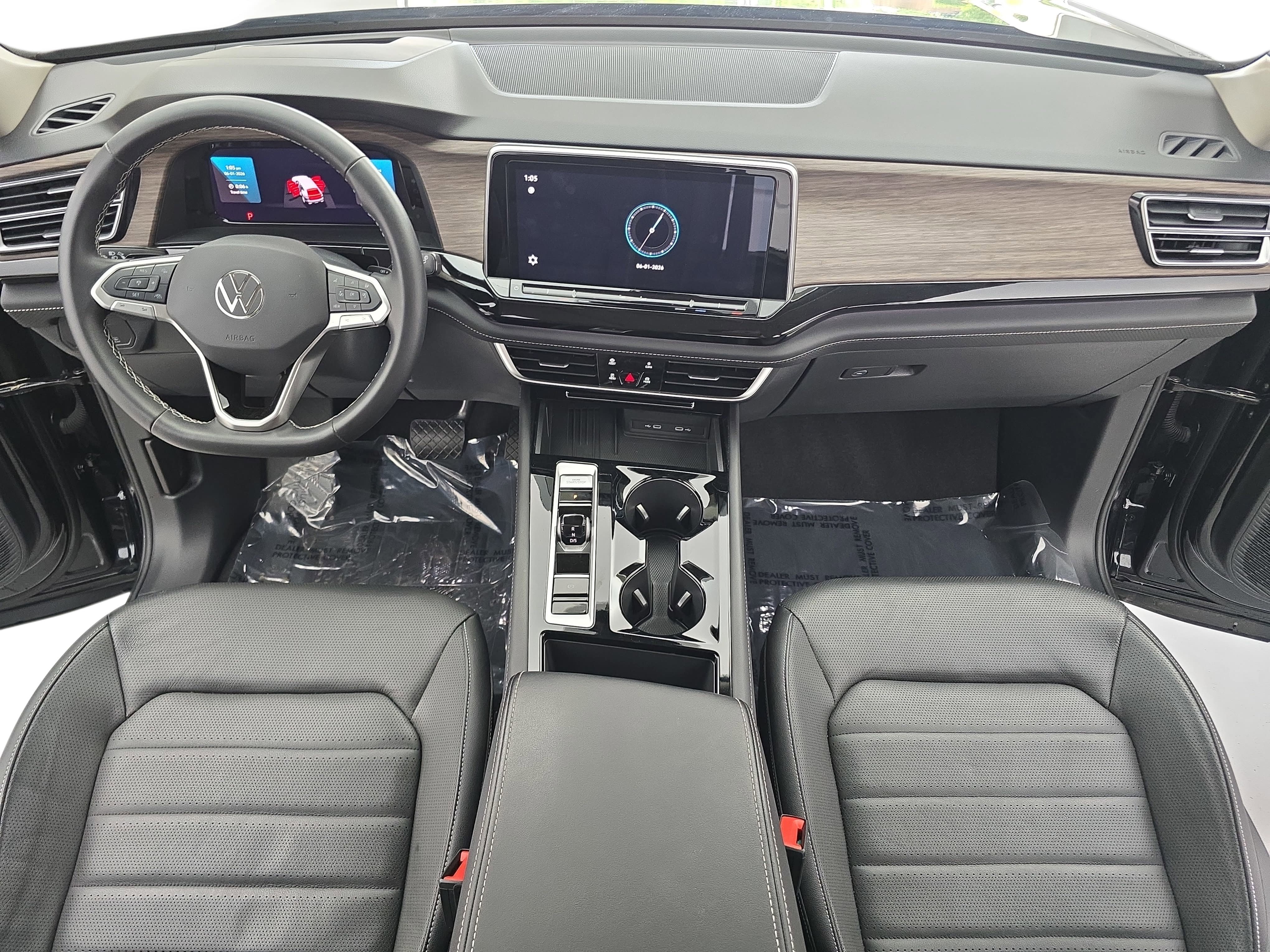 Certified 2025 Volkswagen Atlas SEL AWD/4WD image 9