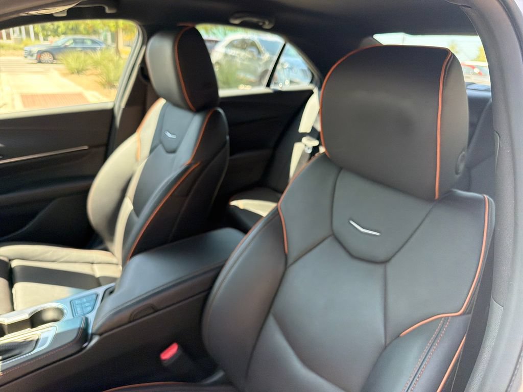 Used 2025 Cadillac CT4 Sport w/ Climate Package RWD image 21