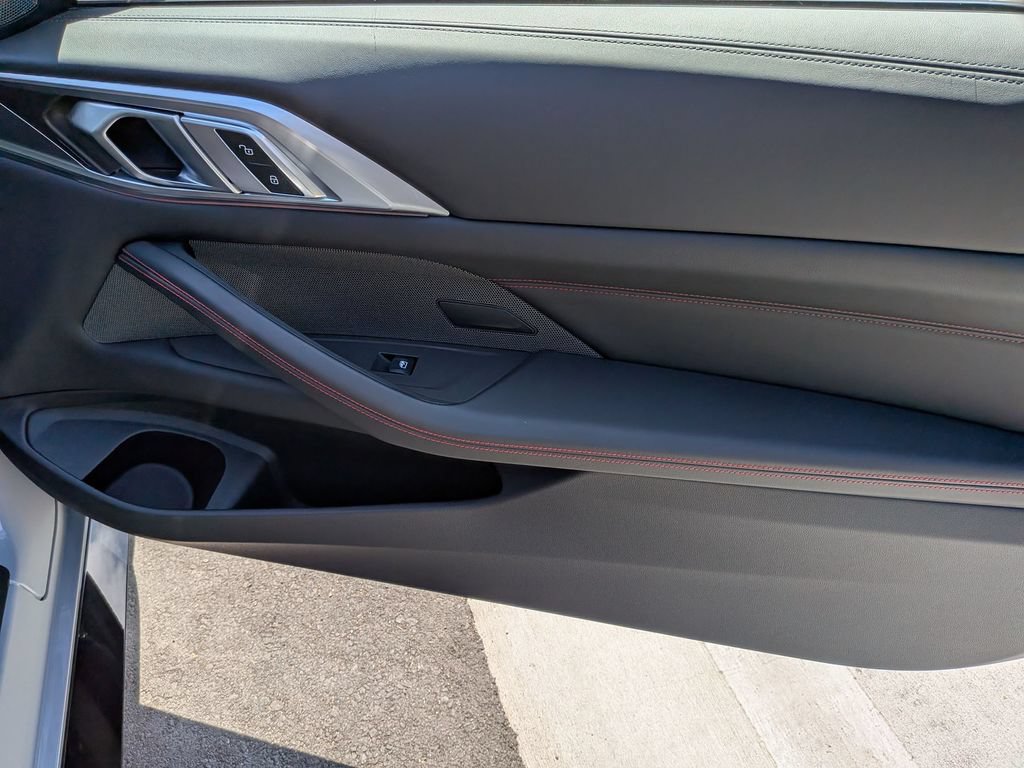 Certified 2025 BMW M4 CS AWD/4WD image 33