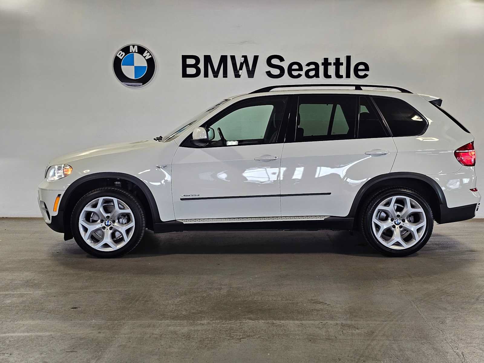 Used 2013 BMW X5 xDrive35d AWD/4WD image 3