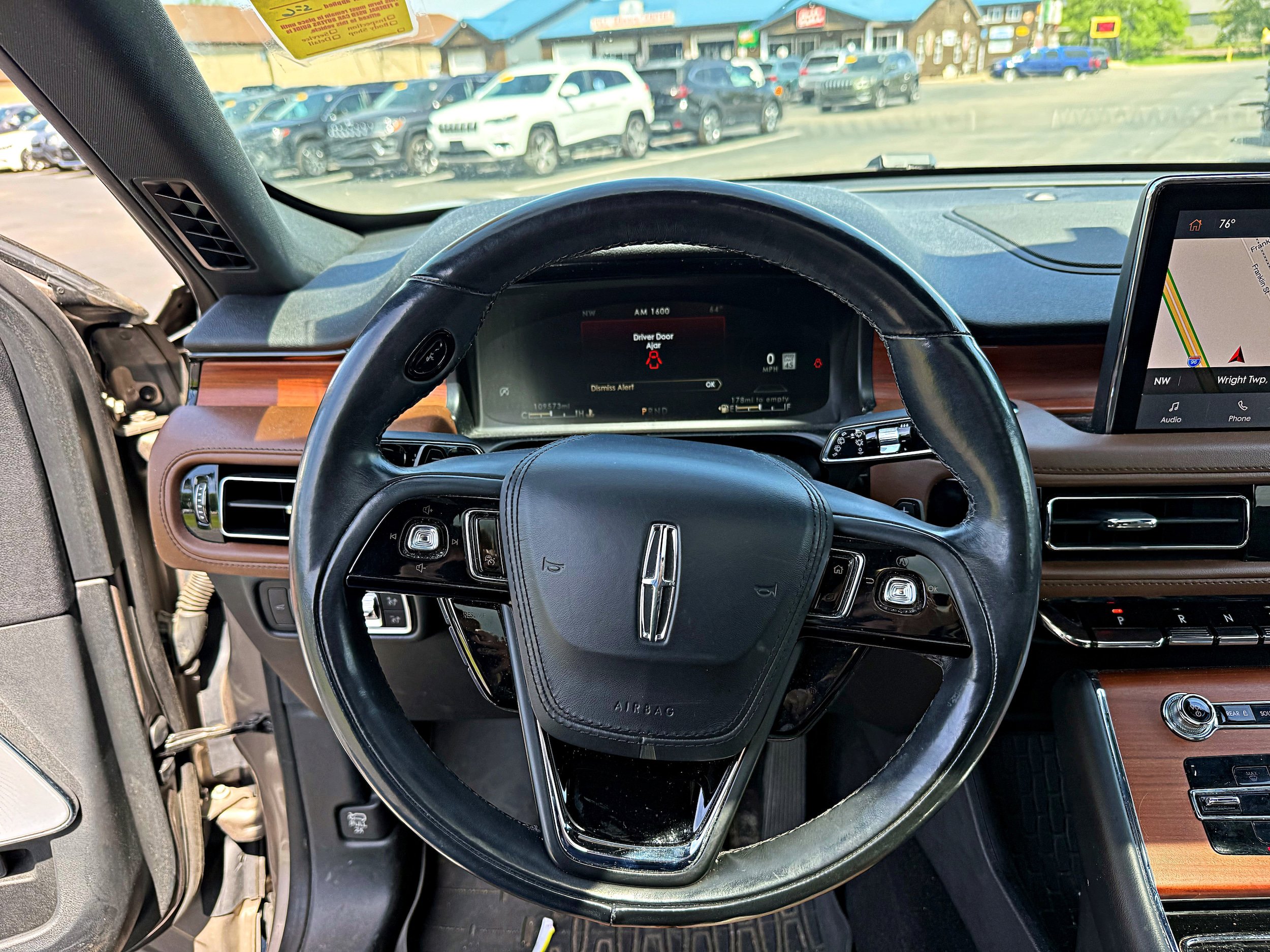 Used 2020 Lincoln Aviator Reserve w/ Equipment Group 201A AWD/4WD image 14