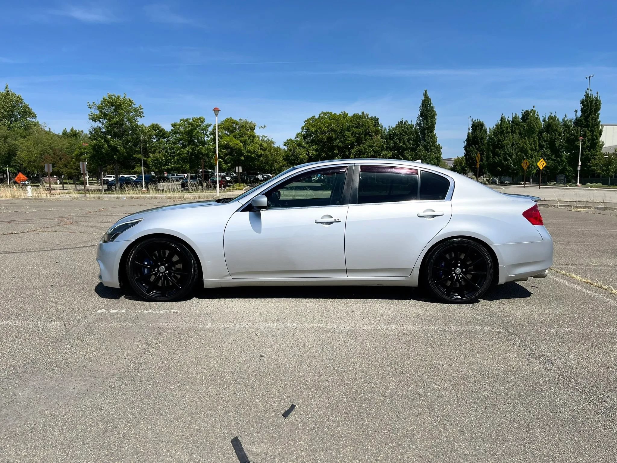 Used 2015 INFINITI Q40 w/ Navigation Package RWD image 9