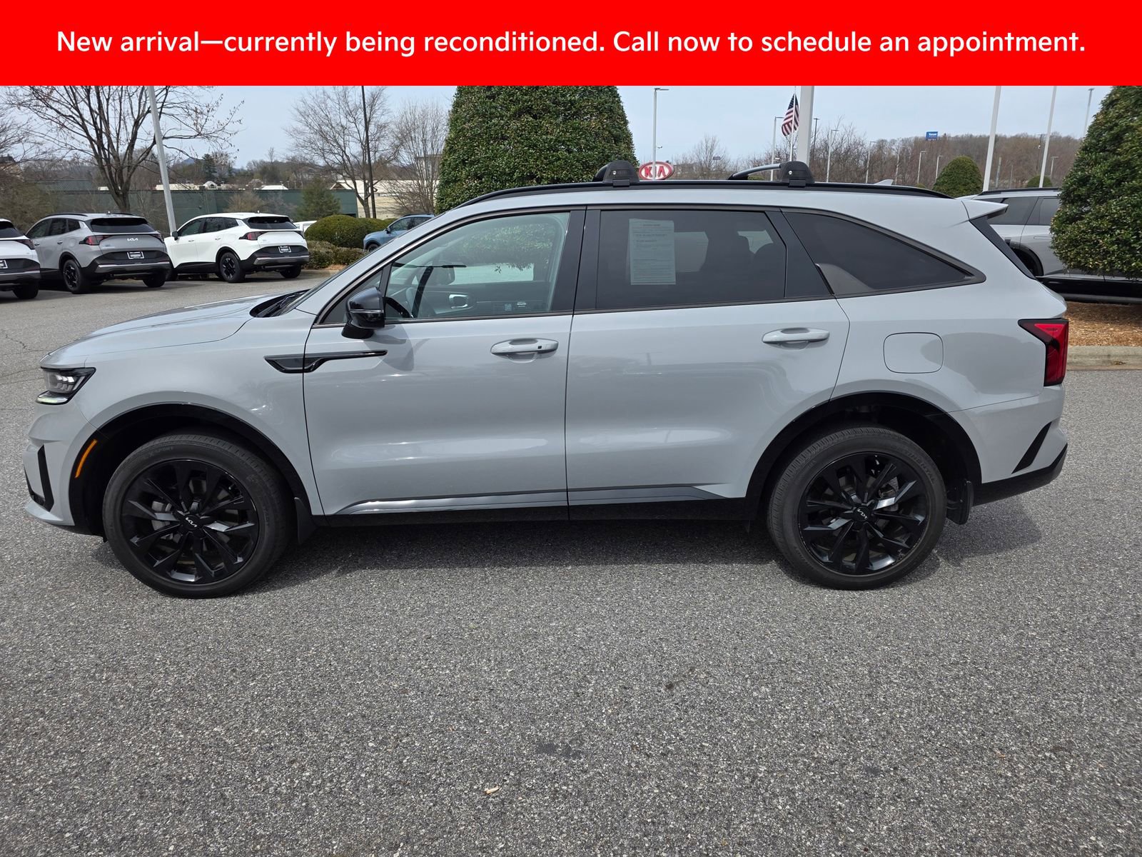 Certified 2023 Kia Sorento SX image 2