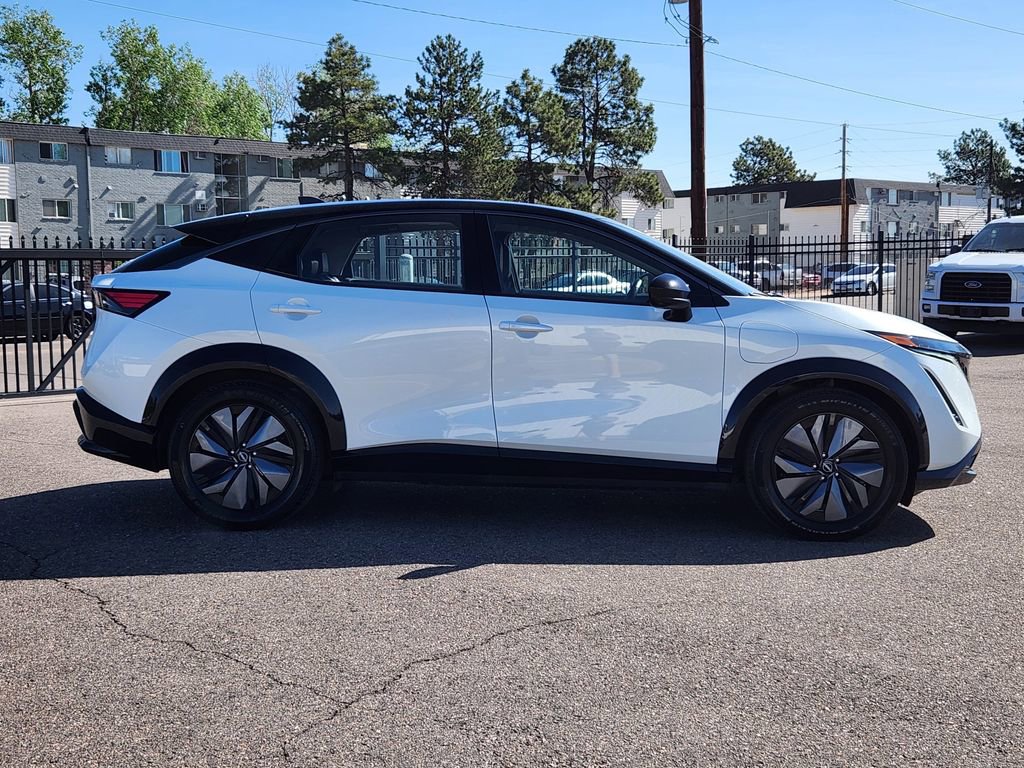Used 2024 Nissan Ariya AWD image 5