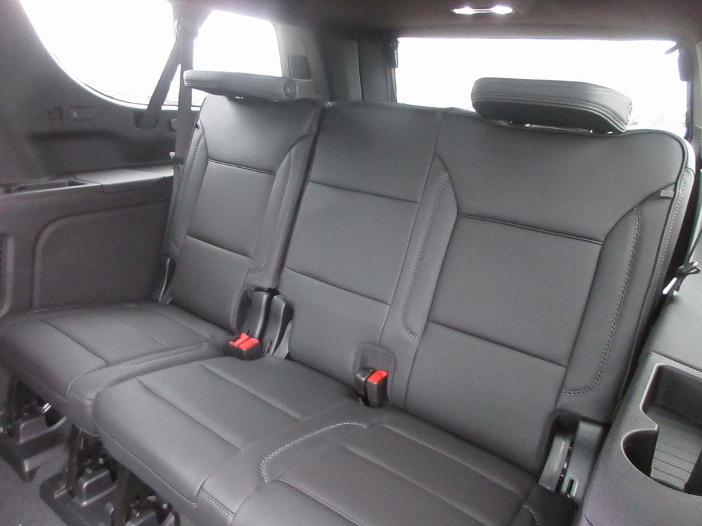 New 2026 GMC Yukon XL Denali w/ Sun & Power Step Package image 16