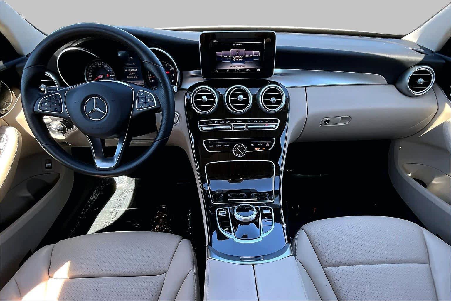 Used 2017 Mercedes-Benz C 300 4MATIC Sedan image 15