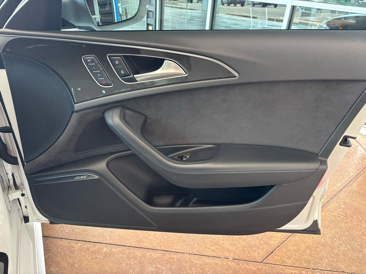 Used 2017 Audi S6 Prestige w/ Prestige Package image 20
