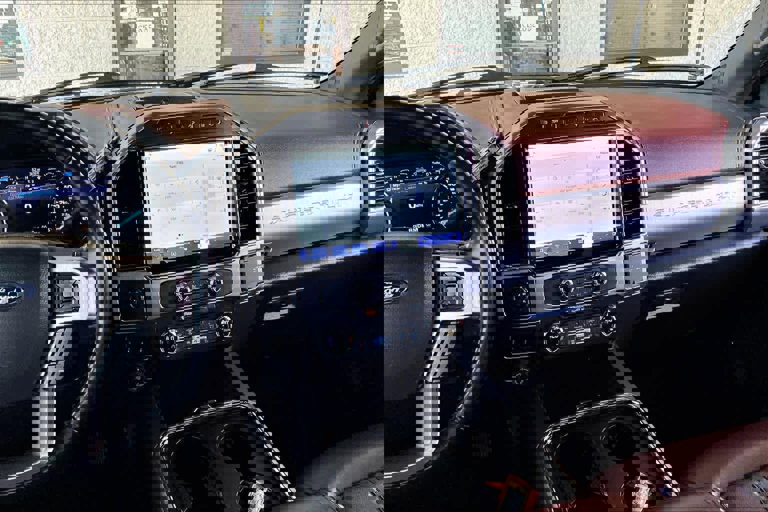 Used 2022 Ford F350 Platinum w/ FX4 Off-Road Package image 6