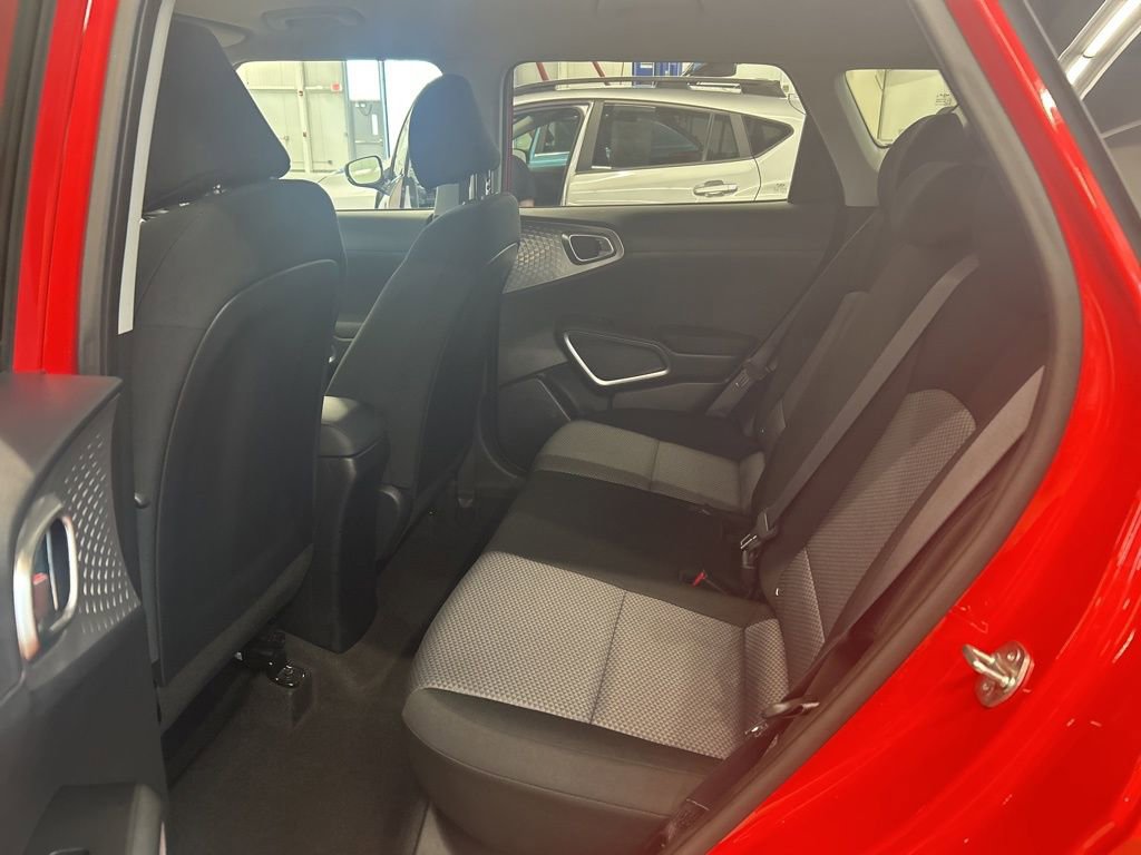 Certified 2023 Kia Soul LX w/ LX Technology Package image 18