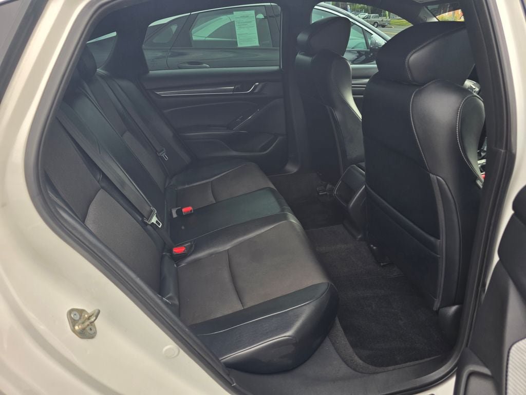 Used 2018 Honda Accord Sport image 21