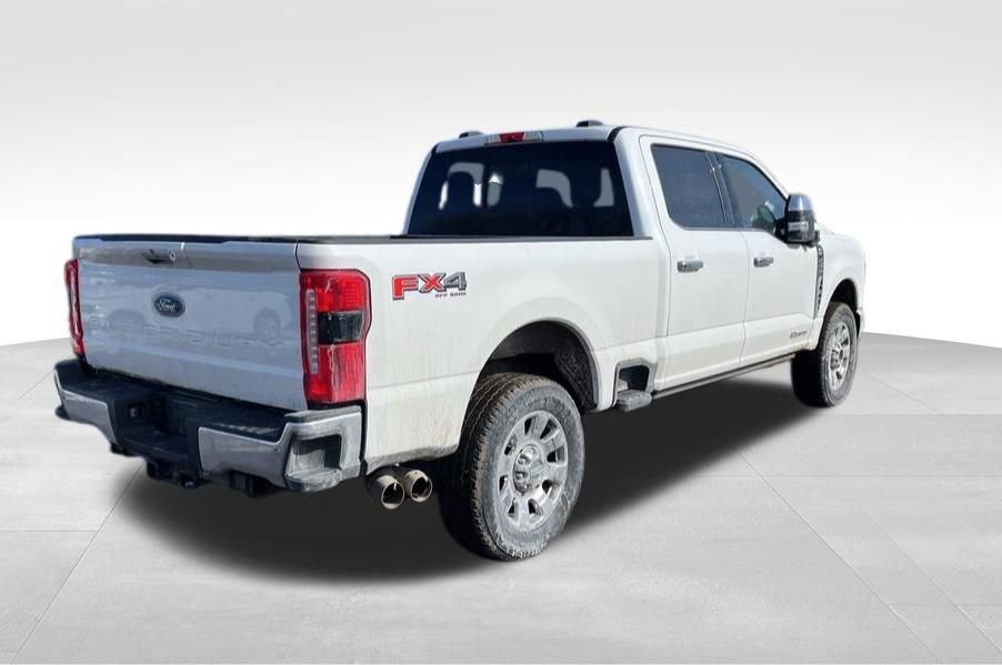 Used 2023 Ford F250 Lariat w/ Lariat Ultimate Package image 5