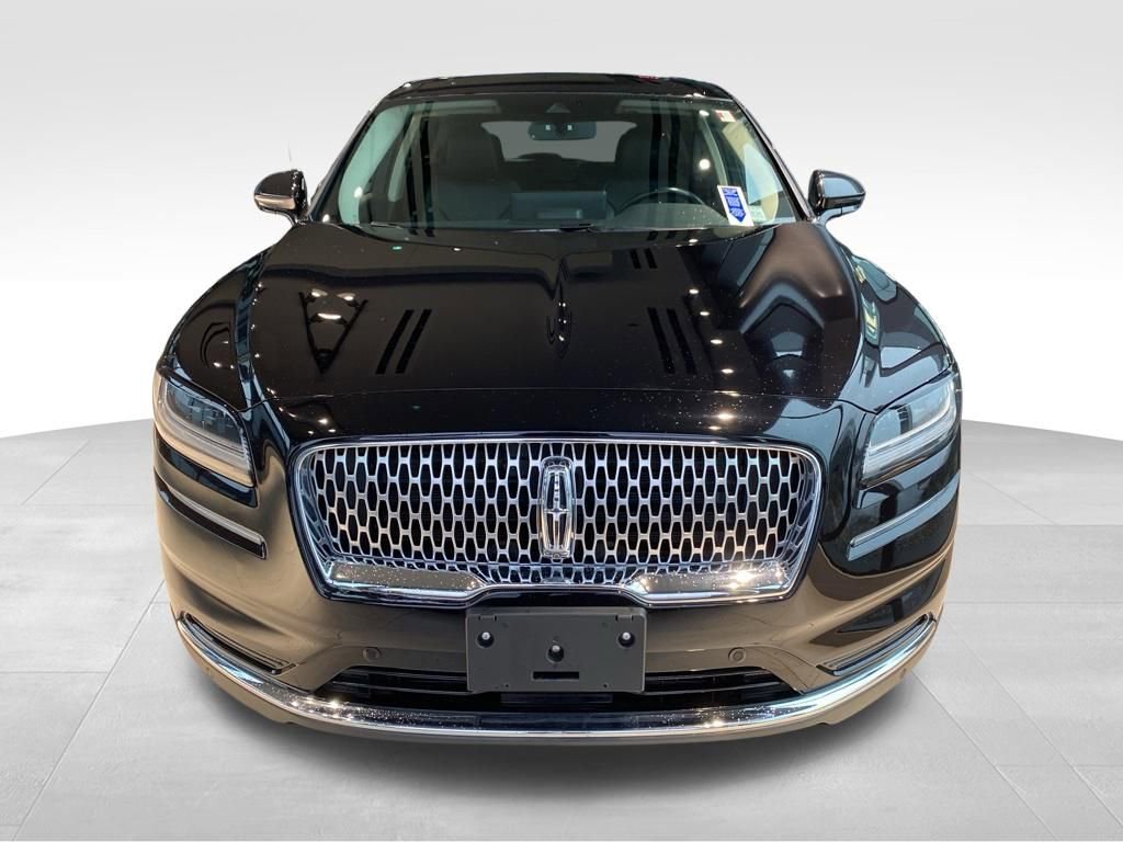 Used 2022 Lincoln Nautilus Reserve w/ Equipment Group 201A image 11