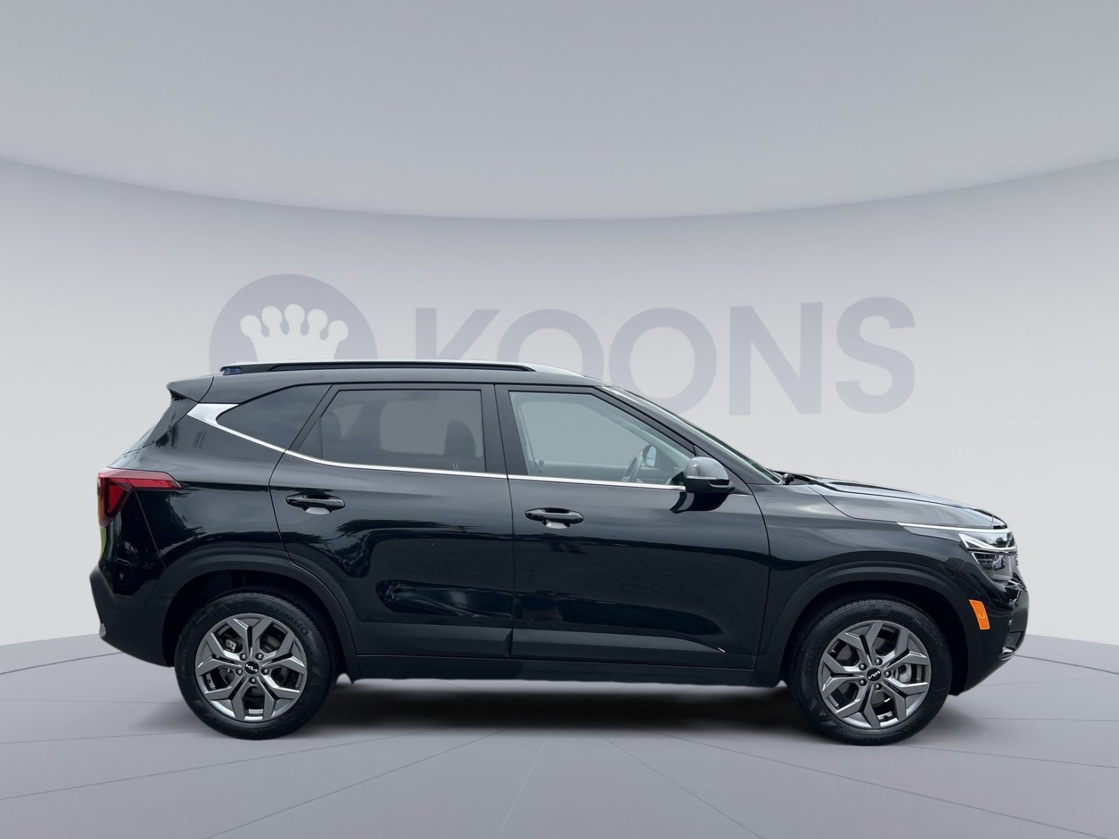 Used 2024 Kia Seltos S AWD/4WD image 8