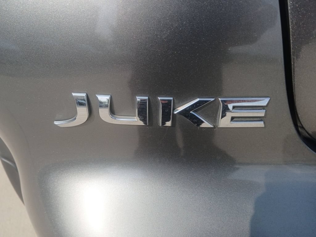 Used 2017 Nissan Juke S FWD image 28