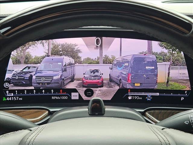 Used 2024 Cadillac Escalade Sport Platinum w/ Heavy-Duty Trailer Package AWD/4WD image 10