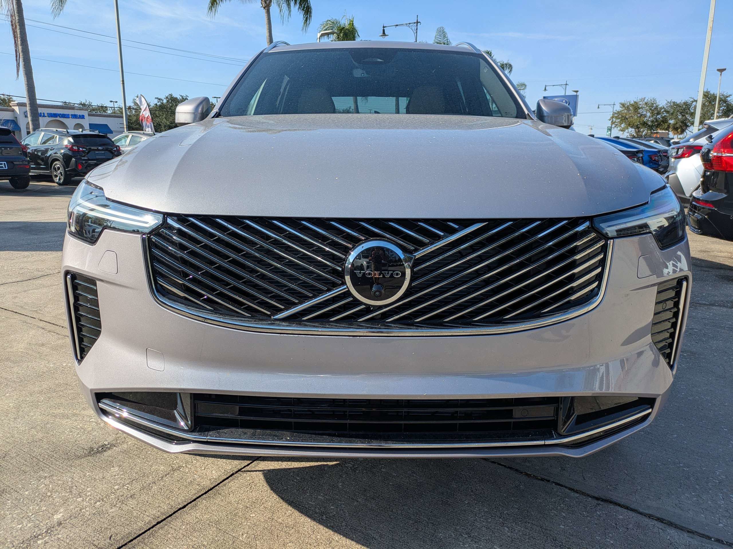 New 2026 Volvo XC90 B6 Plus w/ Protection Package Premier image 9