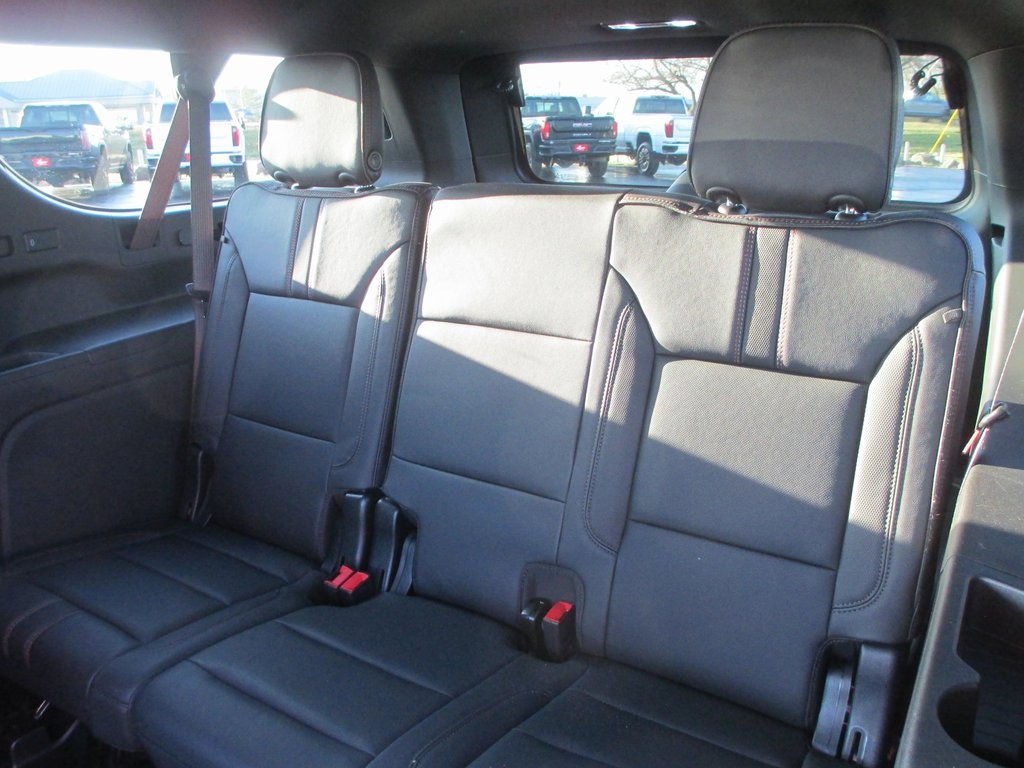 Certified 2024 Chevrolet Suburban RST w/ Sport Performance Package image 22