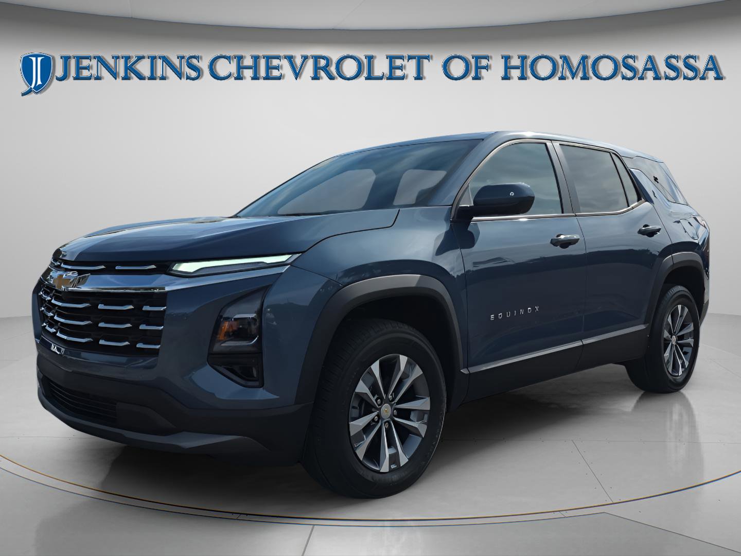 New 2026 Chevrolet Equinox LT w/ Safety and Technology Package image 2