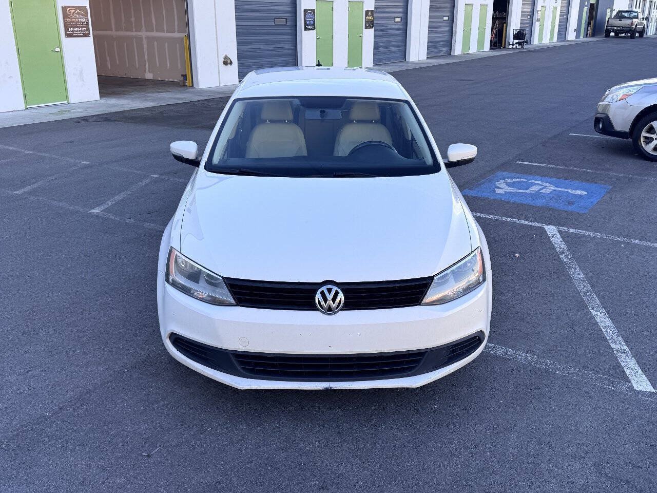 Used 2012 Volkswagen Jetta SE FWD image 3