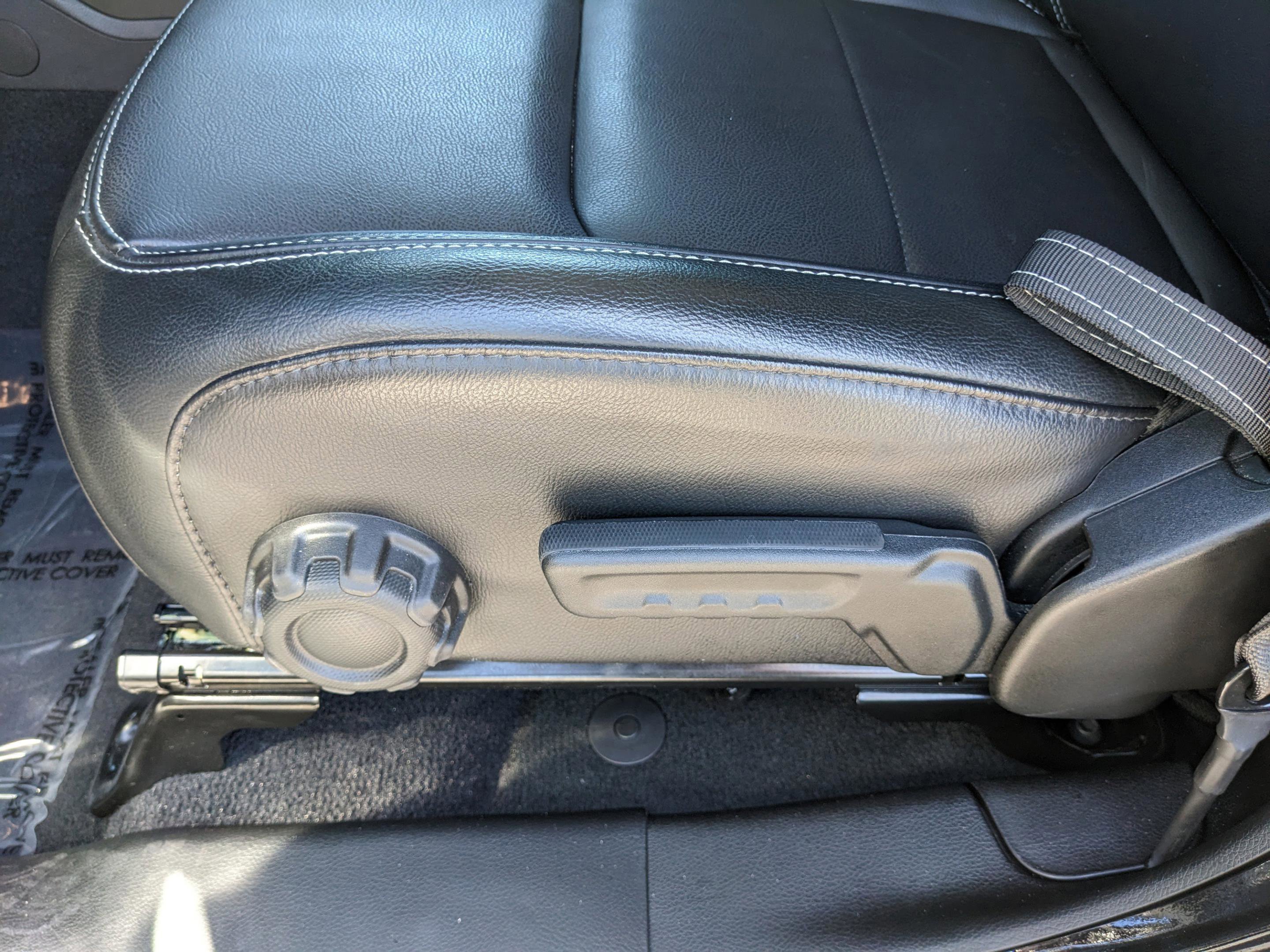 Used 2022 Jeep Wrangler Unlimited Sahara image 21