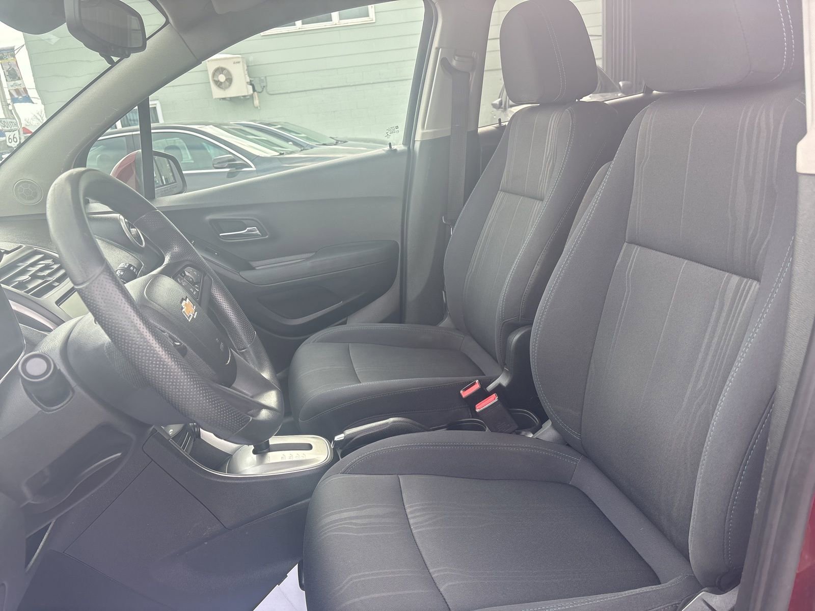 Used 2016 Chevrolet Trax LT image 11