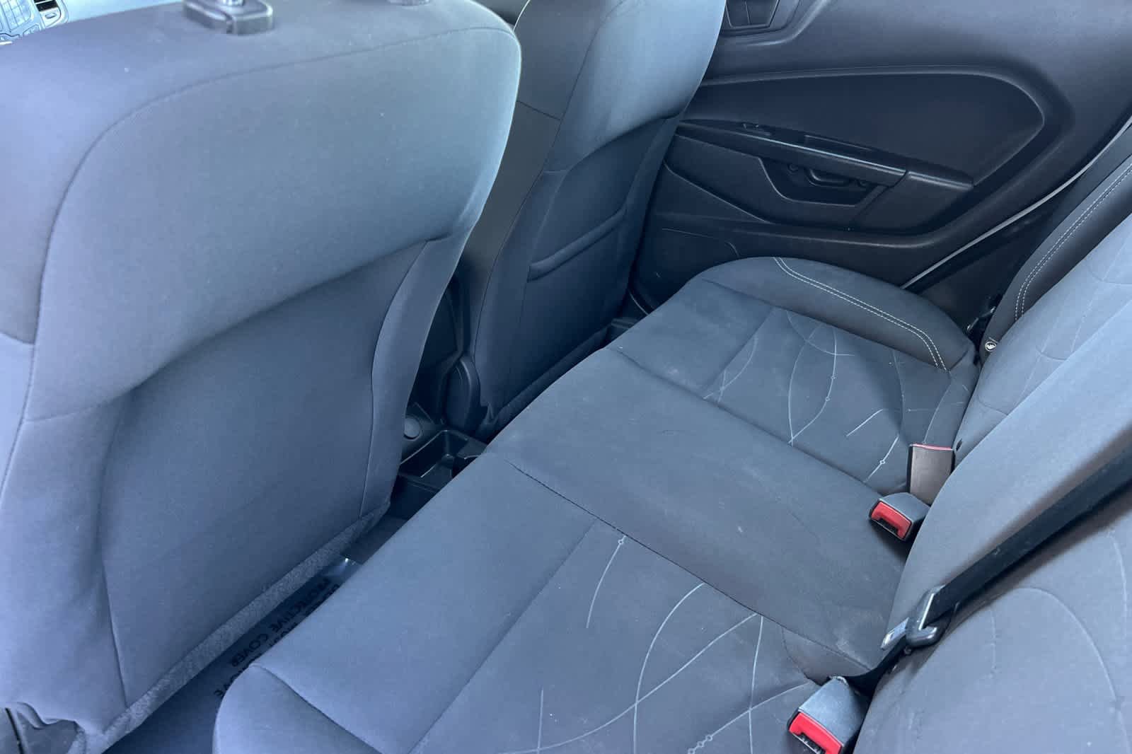 Used 2019 Ford Fiesta SE image 4