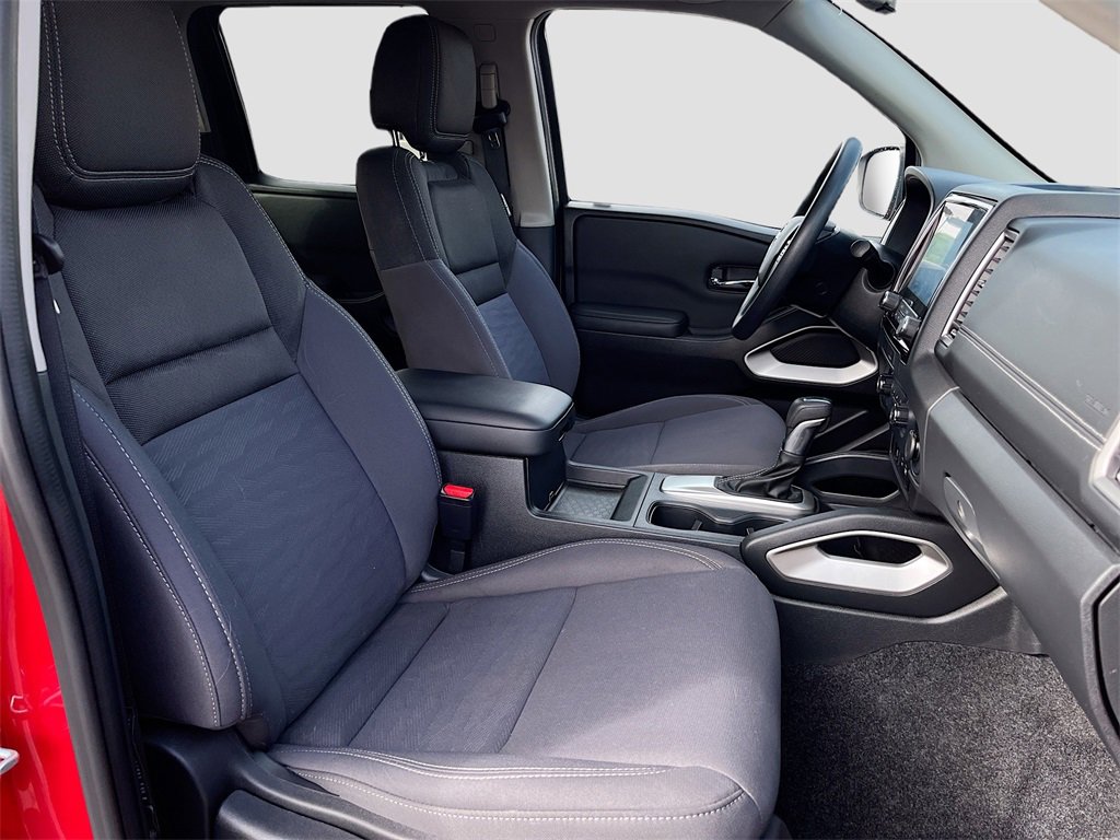 Used 2022 Nissan Frontier SV w/ Technology Package image 25