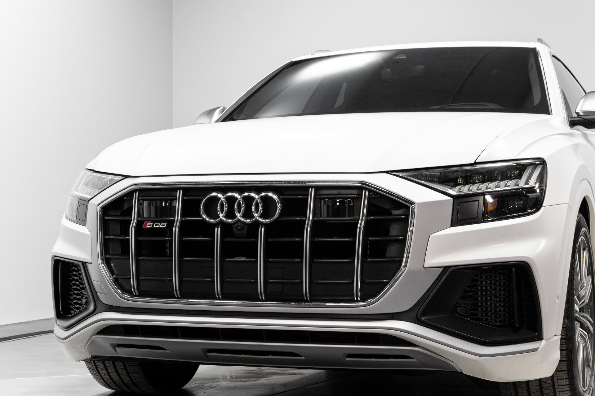 Used 2023 Audi SQ8 Prestige image 67